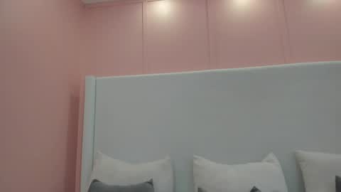 weedcandy ig y twitter xpink dustt online show from August 9, 3:23 am
