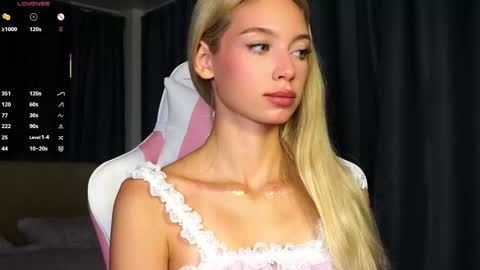 Kate online show from October 10, 5:51 pm