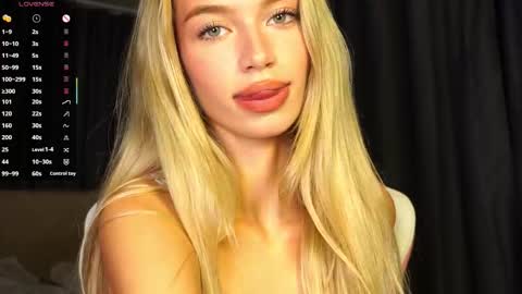 Kate online show from October 11, 5:59 pm