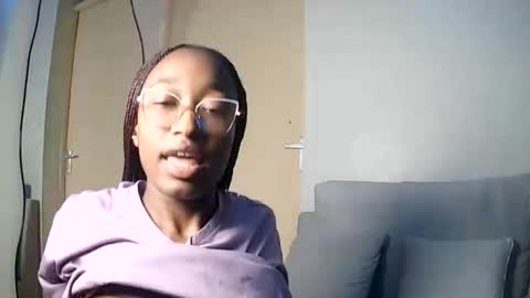 PinkyAura online show from July 26, 9:06 am