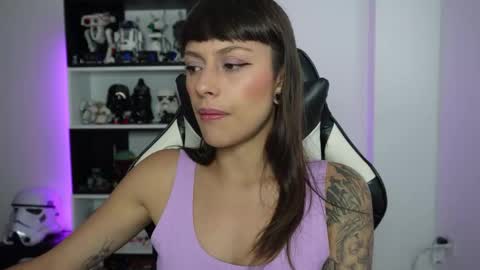 Emily online show from February 4, 5:16 pm