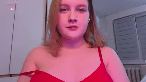 pinkiep1e online show from February 2, 1:37 am