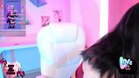 PINKK online show from November 18, 3:13 pm