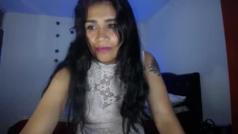 VIOLETA LOPEZ online show from February 11, 12:15 pm