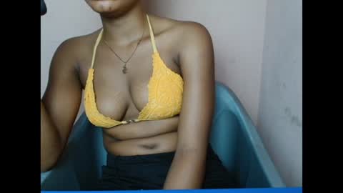 pinkyxxpussy online show from February 7, 1:53 am