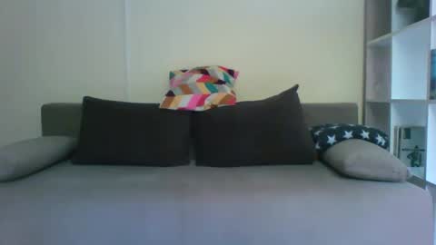 pixiecatfairy online show from October 6, 10:43 am