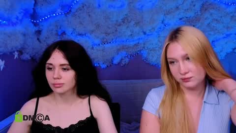 Sophie online show from June 7, 3:35 am