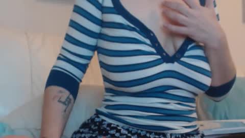 PlayfulSamira online show from September 25, 11:42 am