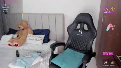 Ashely3 online show from March 15, 2:35 am