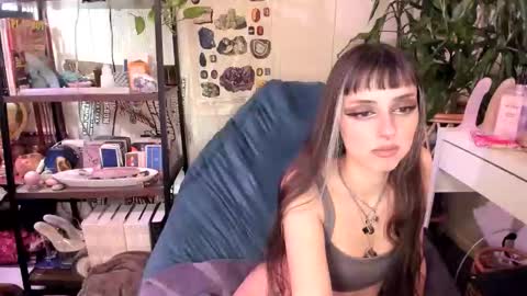 Goddess Pluto online show from January 5, 10:02 pm