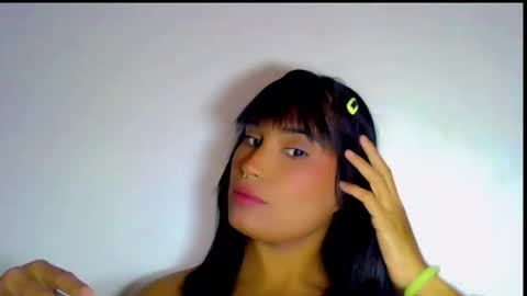 Snapshot of pocahontasexxy chatting on September 27, 9:27 am DaniellaBaby online show from September 27, 9:27 am