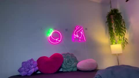 Jenna online show from June 5, 2:04 am