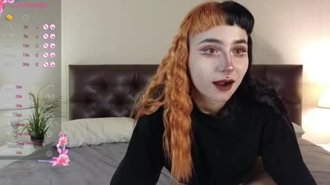 Candytrain online show from November 17, 10:16 am