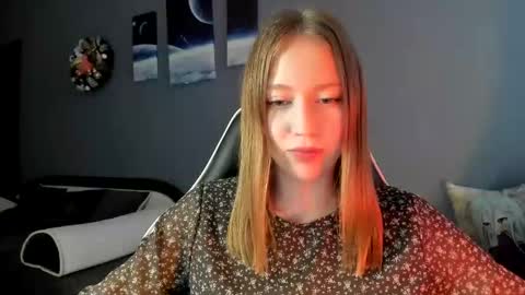 Snapshot of polihoney chatting on February 14, 2:12 pm Polina online show from February 14, 2:12 pm