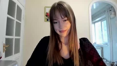 Snapshot of polihoney chatting on October 23, 1:17 pm Polina online show from October 23, 1:17 pm