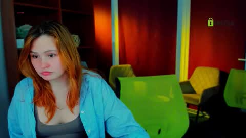 polly_cute1 online show from March 21, 7:52 pm