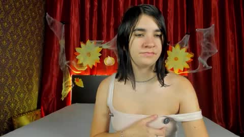 Polly online show from November 4, 7:13 am