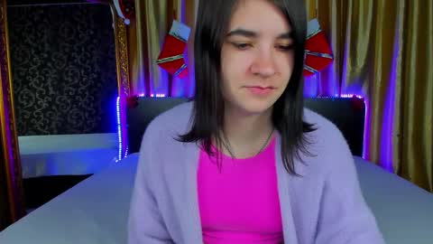 Polly online show from December 17, 7:12 am