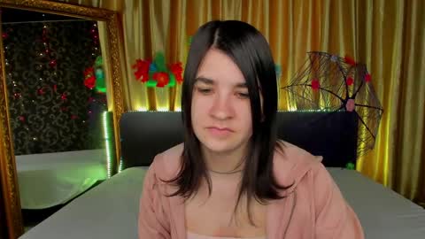 Polly online show from April 5, 6:12 am