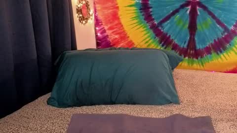 Carl  Poppy online show from January 13, 5:35 am