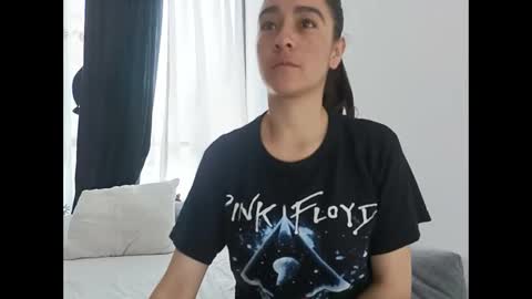 porcelainlux online show from March 20, 9:41 pm