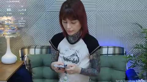 Lola online show from February 20, 6:26 am