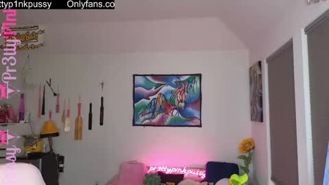 Evangeline Eva Darling online show from March 3, 3:05 am