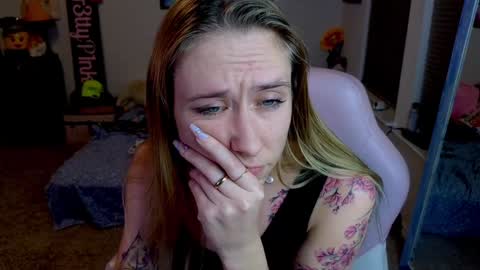 Evangeline Eva Darling online show from October 21, 1:31 am