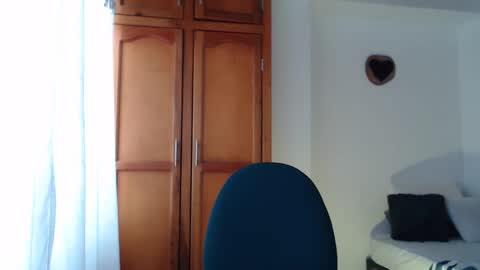 Snapshot of pregnant_love1 chatting on September 18, 6:28 pm ---- online show from September 18, 6:28 pm