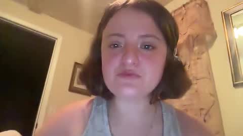 pretentiousrat12 online show from May 15, 2:38 am