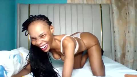 pretty253 online show from November 30, 6:23 pm