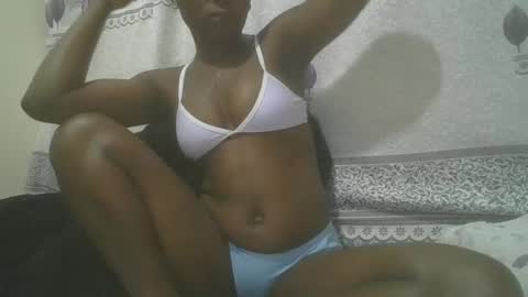 Snapshot of pretty_abella chatting on February 10, 4:36 pm abella online show from February 10, 4:36 pm