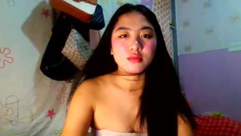 pretty_am online show from December 14, 9:15 am