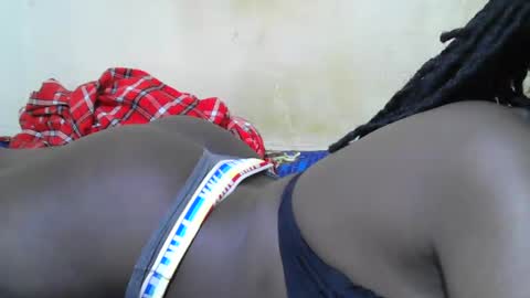 pretty_ass07 online show from February 13, 5:16 am