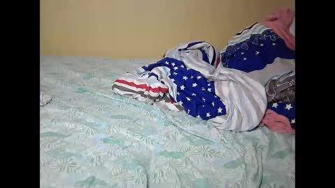 pretty_barbz online show from March 22, 9:15 am