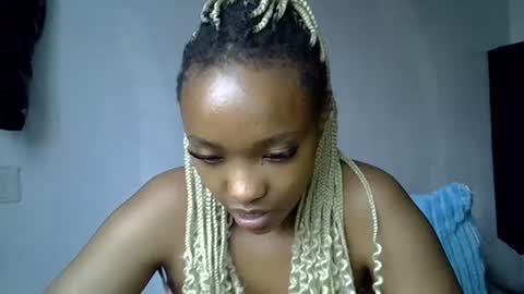 pretty jazminee online show from June 12, 7:27 am