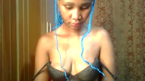 pretty_leilah online show from January 6, 1:09 am