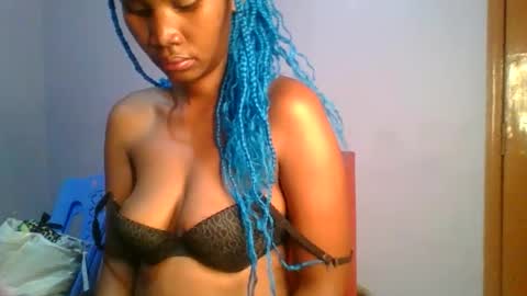 pretty_leilah online show from January 16, 5:14 am