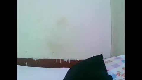 pretty_mellan online show from January 22, 5:06 pm