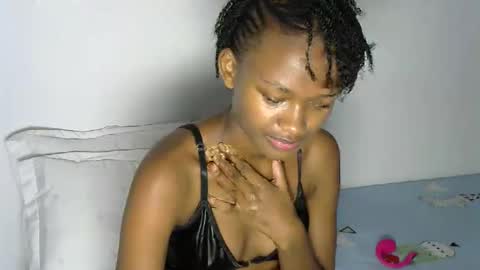 Pretty doll online show from February 6, 6:55 pm