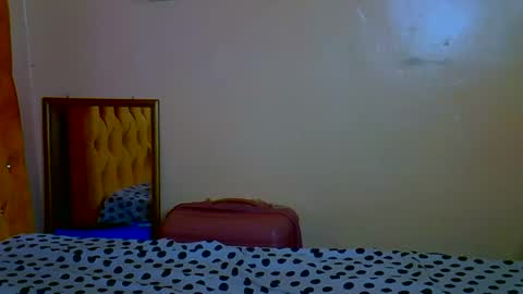 prettycandy0 online show from March 23, 11:00 pm