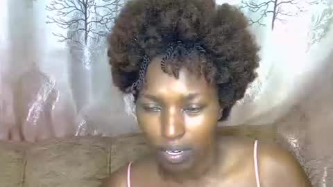 Snapshot of prettyshasha_ chatting on October 17, 8:39 am prettyshasha_ online show from October 17, 8:39 am