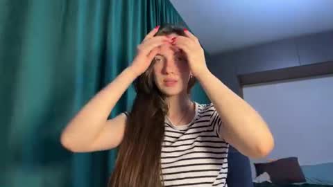 prettyyy_angel online show from June 26, 7:04 pm
