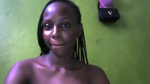 princess_amani online show from October 31, 8:40 am