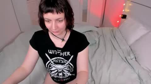 Princess Foxy online show from March 5, 4:25 pm