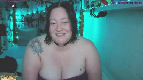 Lux Alot Luxi online show from February 11, 8:32 pm