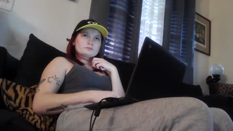 princessreignxo online show from March 12, 9:56 pm