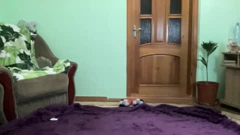 proud sweet 21 online show from September 10, 10:10 pm