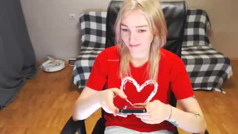 Polly online show from January 14, 1:49 pm