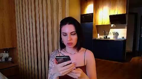 Julia online show from June 7, 3:08 pm